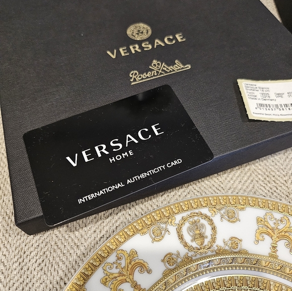 Versace Gold and White Dining Plates - Picture 3 of 15